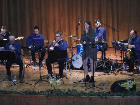 Koncert glasbene zasedbe Take Nine Orchestra 15